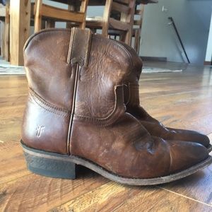 Frye Billy Booties